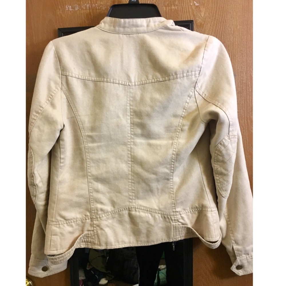 Jacket - Picture 2 of 2